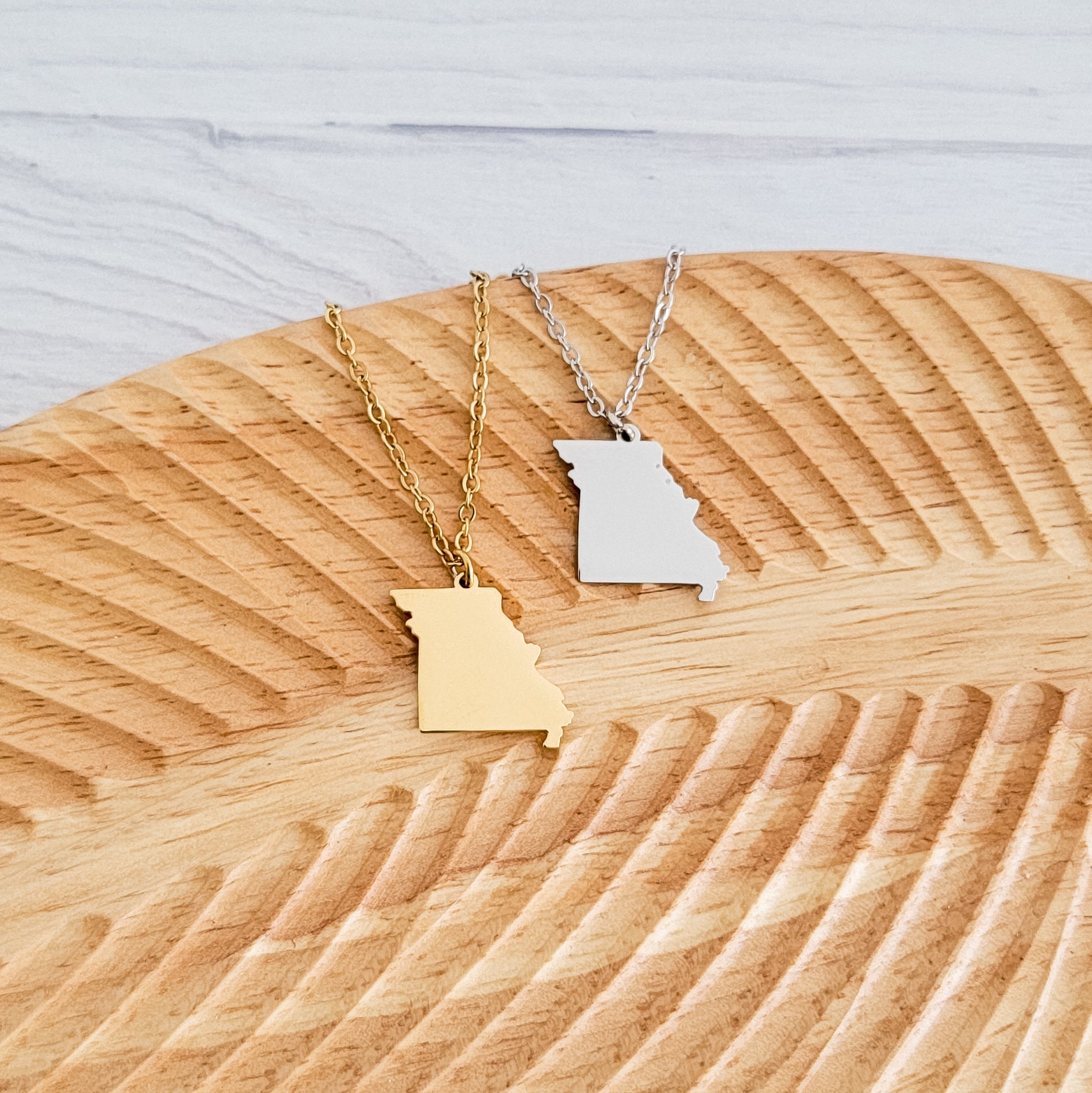 Missouri Pendant Necklace (Silver or Gold), 1 Total, Metal Blank 167 - 