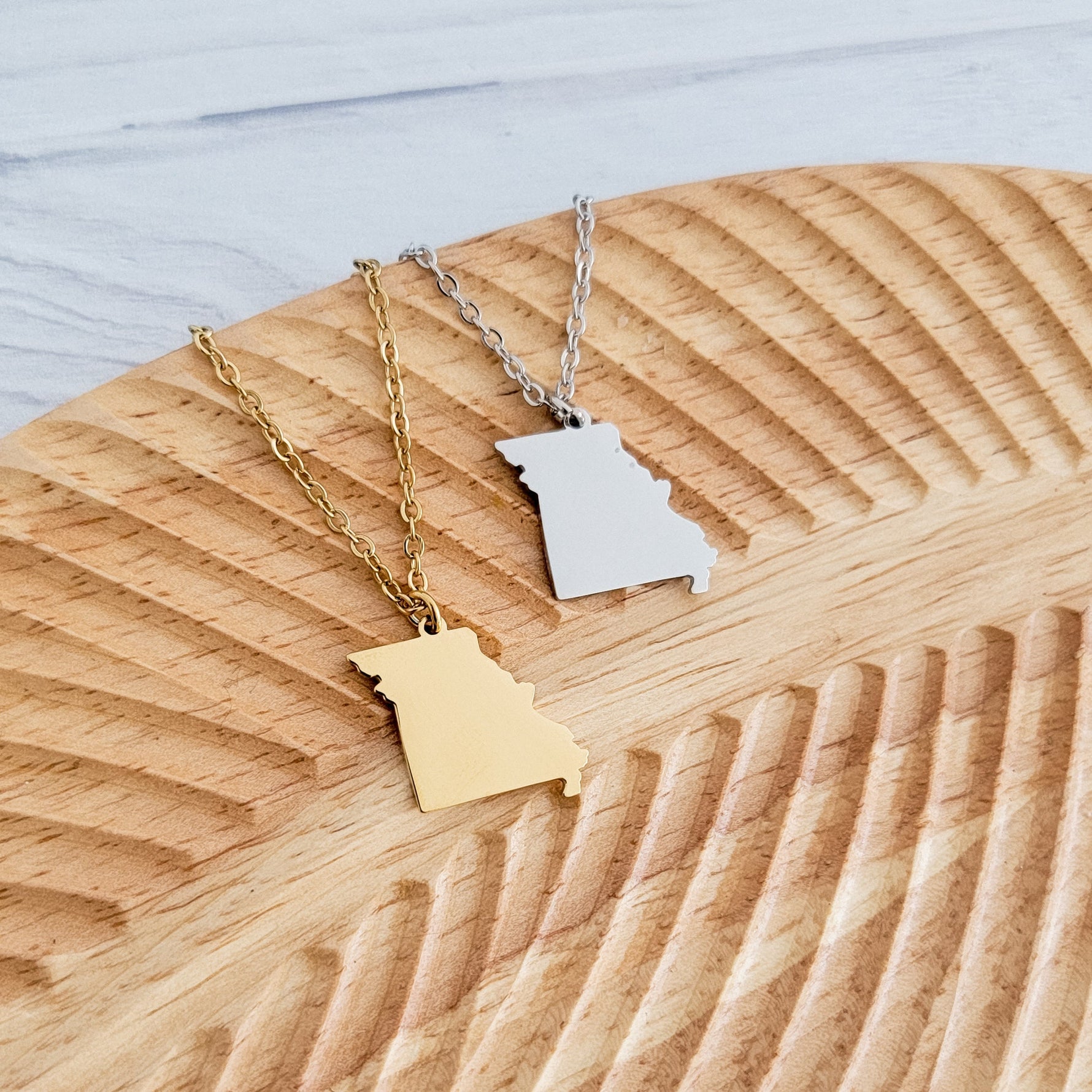 Missouri Pendant Necklace (Silver or Gold), 1 Total, Metal Blank 167 - 