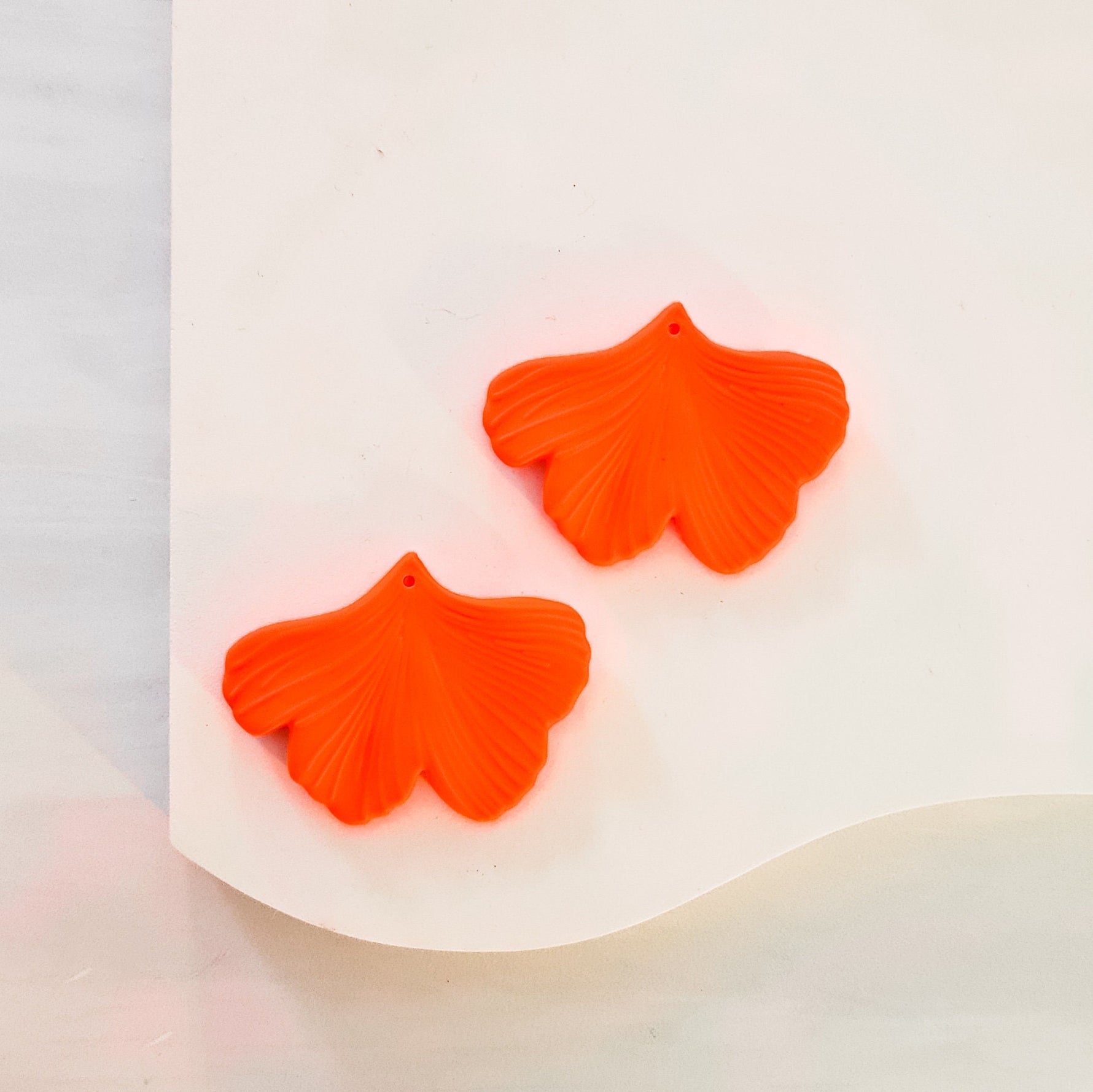 Neon Orange Ginkgo Leaf Pendants, 10 Pieces, Ginkgo 26 - 