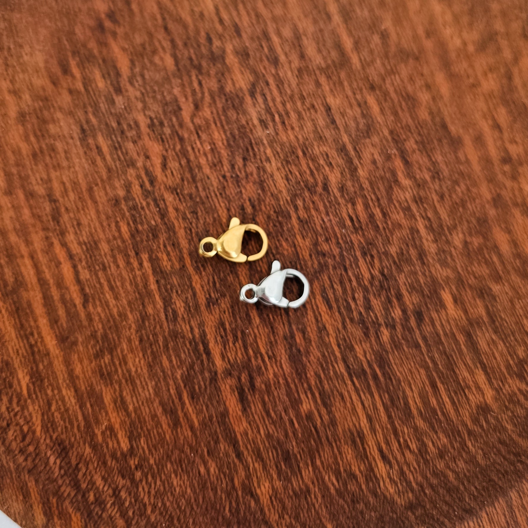 New Premium Lobster Clasp Findings (Silver or Gold), 20 Pieces, Chain 24 - 