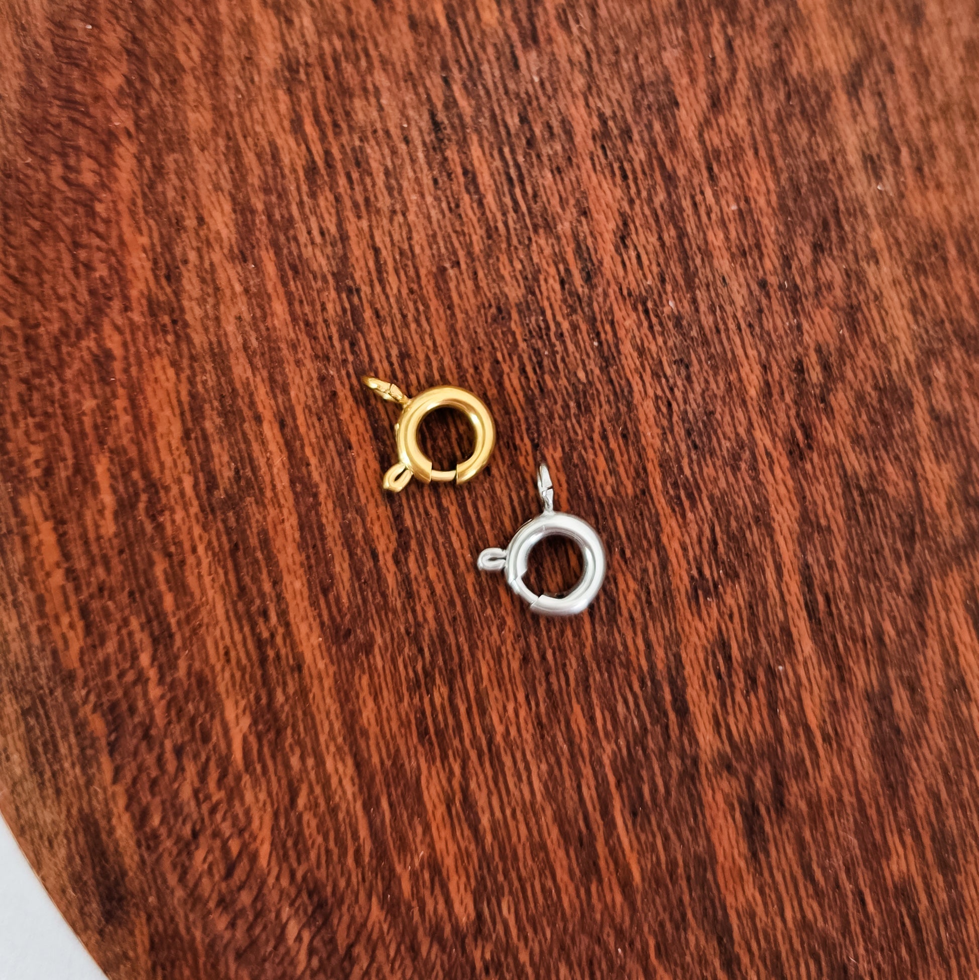 New Premium Small Spring Clasp Finding (Silver or Gold), 10 Pieces, Chain 33 - 