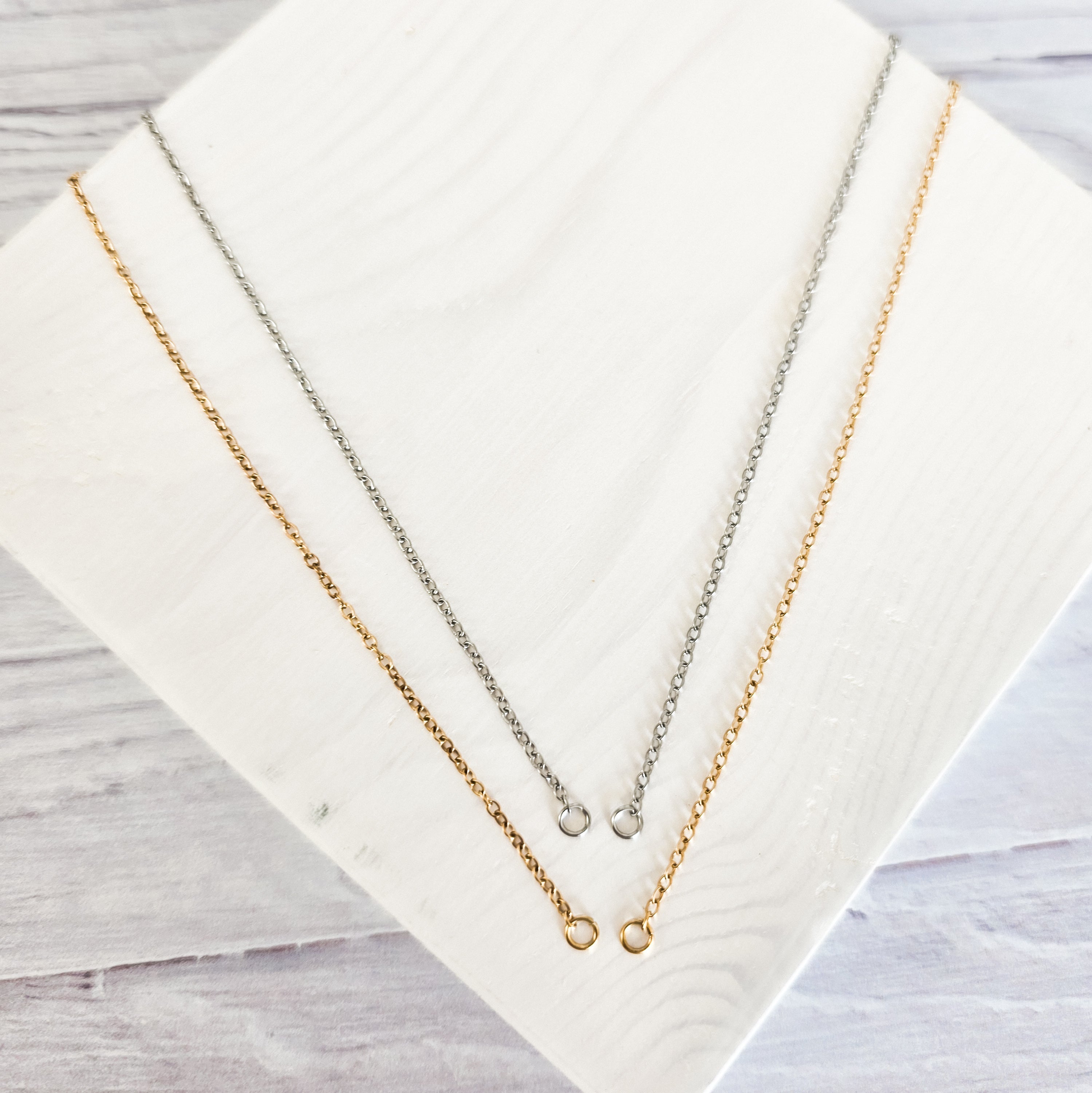 New Premium Split Minimalist Cable Chain Necklace Finding (Silver or Gold Stainless Steel), Pack of 5, Chain 20 - 