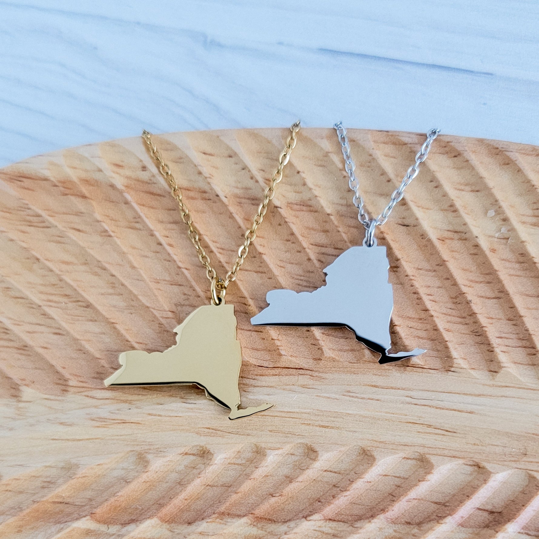 New York Pendant Necklace (Silver or Gold), 1 Total, Metal Blank 168 - 