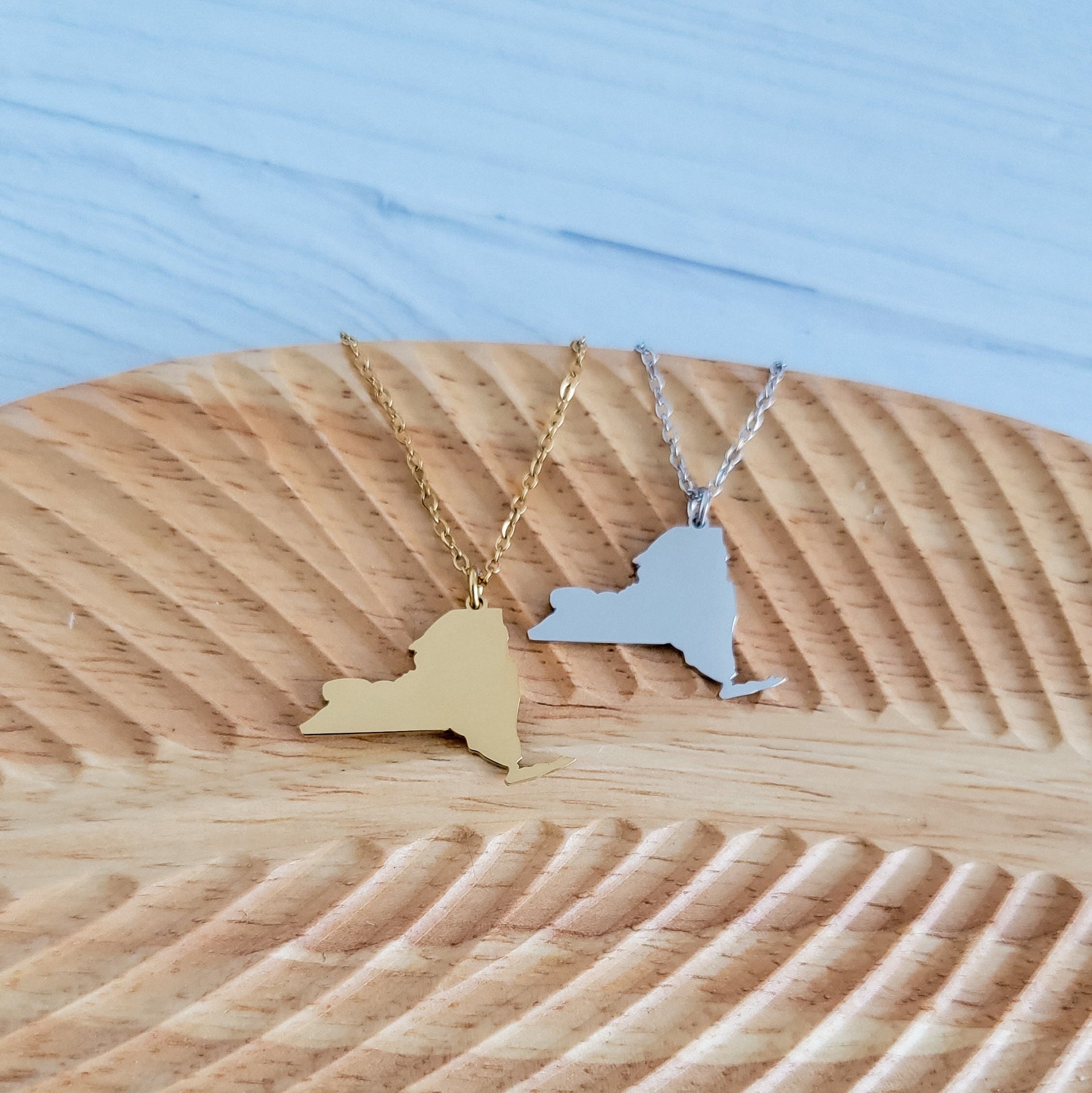 New York Pendant Necklace (Silver or Gold), 1 Total, Metal Blank 168 - 