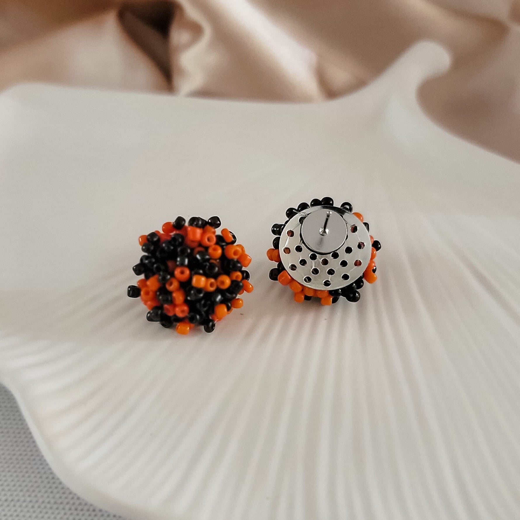 Orange and Black Mix 15mm Small Seed Bead Topper, 1 Pair, Seed Bead 56 - 