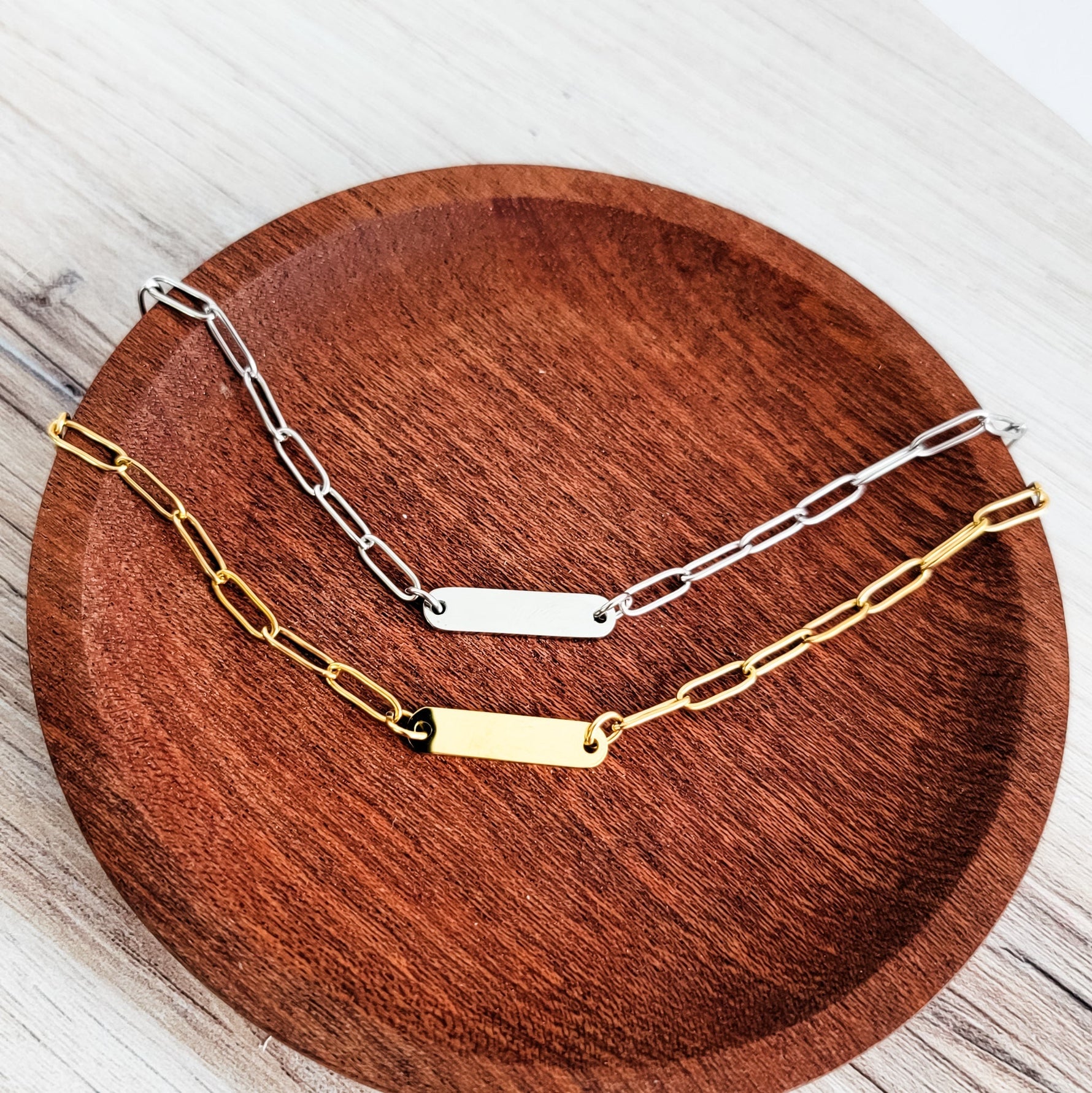 Oval Bar Paperclip Necklace (Silver or Gold), 1 Total, Metal Blank 137 - 