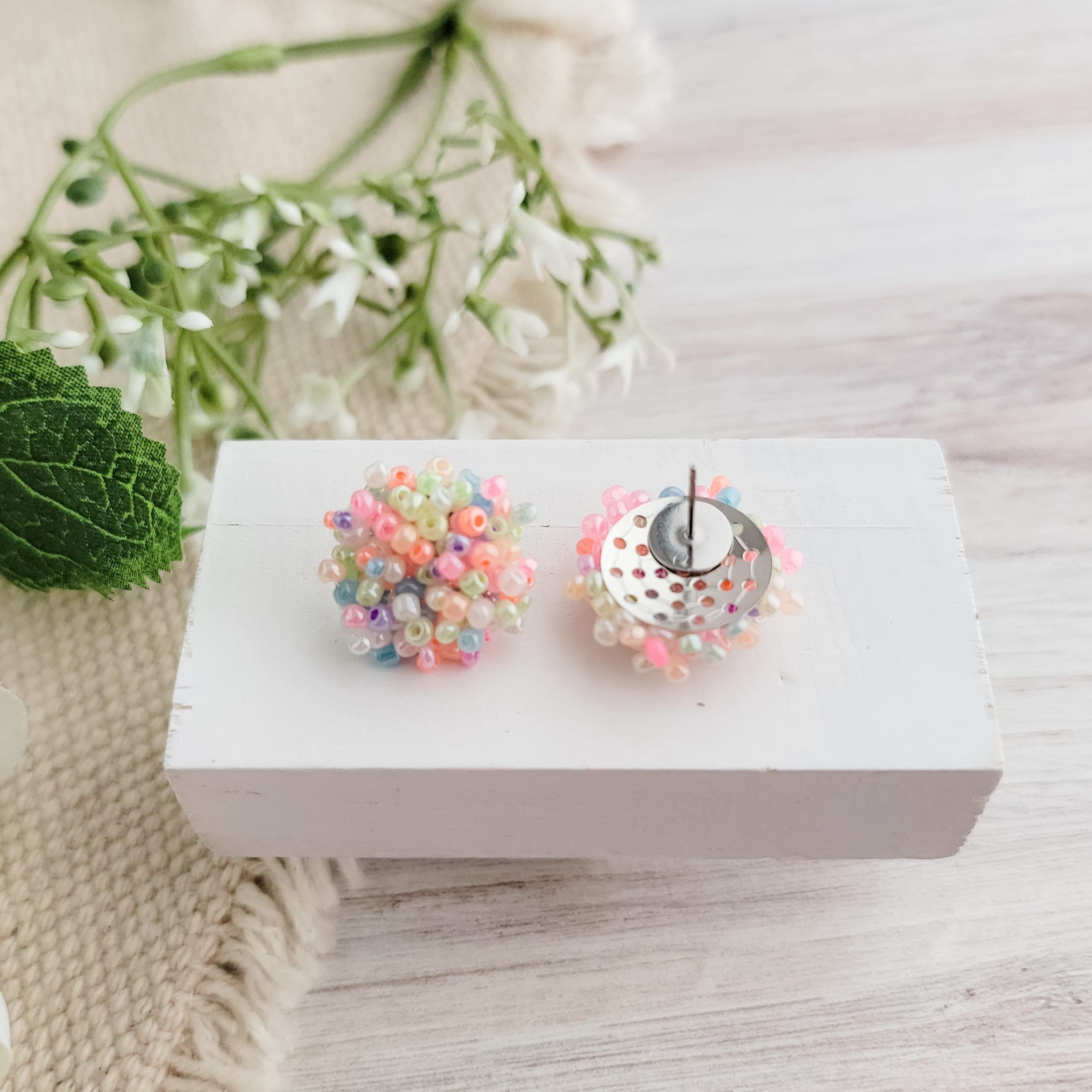 Pastel Rainbow 15mm Small Seed Bead Topper, 1 Pair, Seed Bead 73 - 