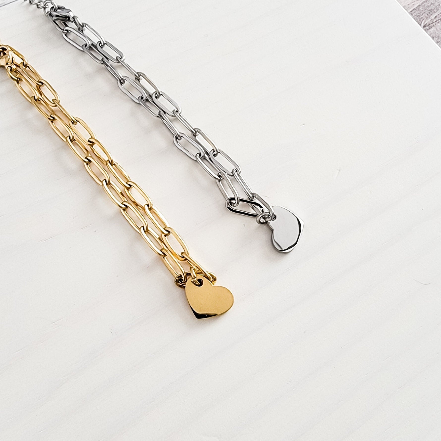 Petite Heart Paperclip Chain Bracelet (Silver or Gold), 1 Total, Metal Blank 16 - 