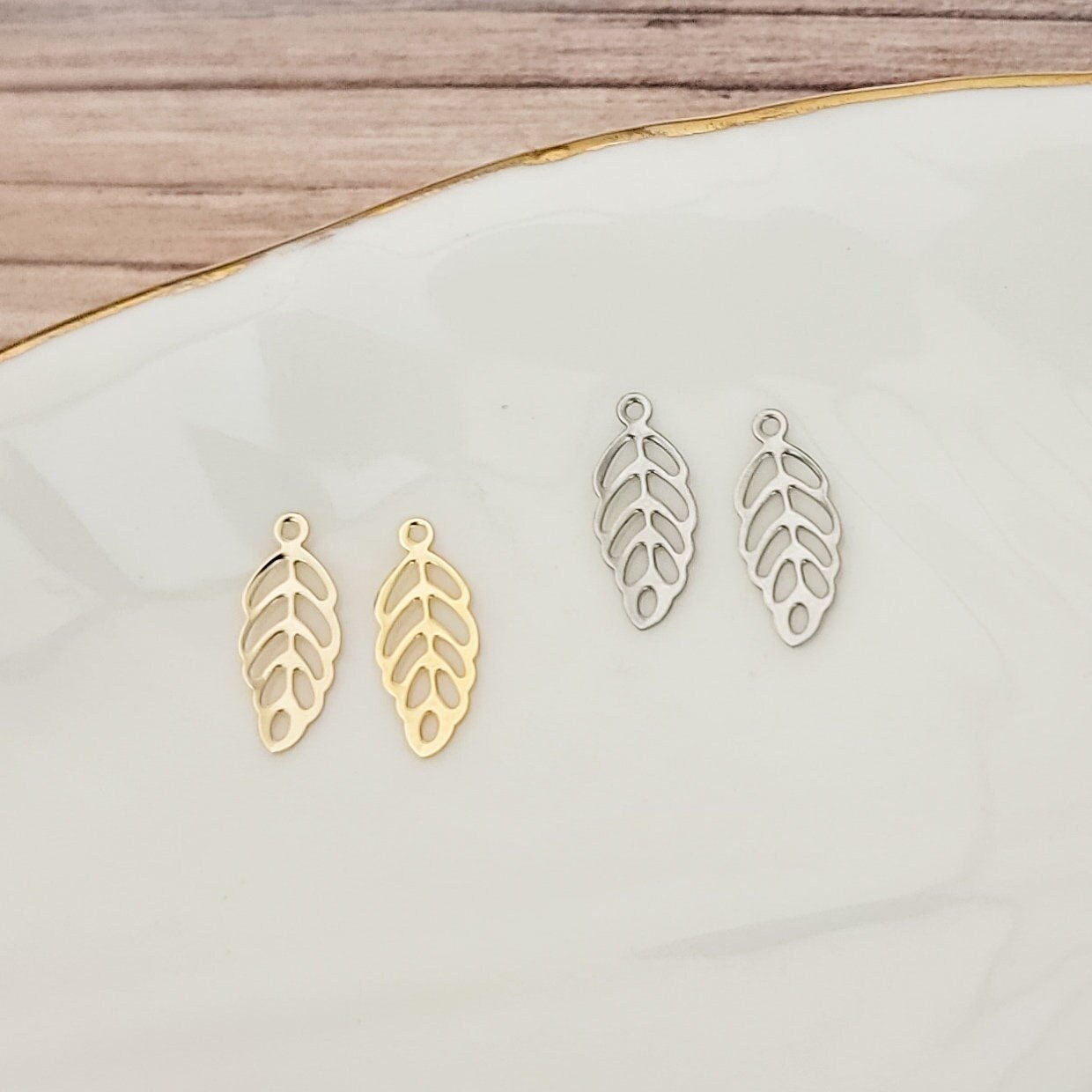 Petite Leaf Stainless Steel Charm (Choice of Silver or Gold), 20 Pieces, Charm 54 - 
