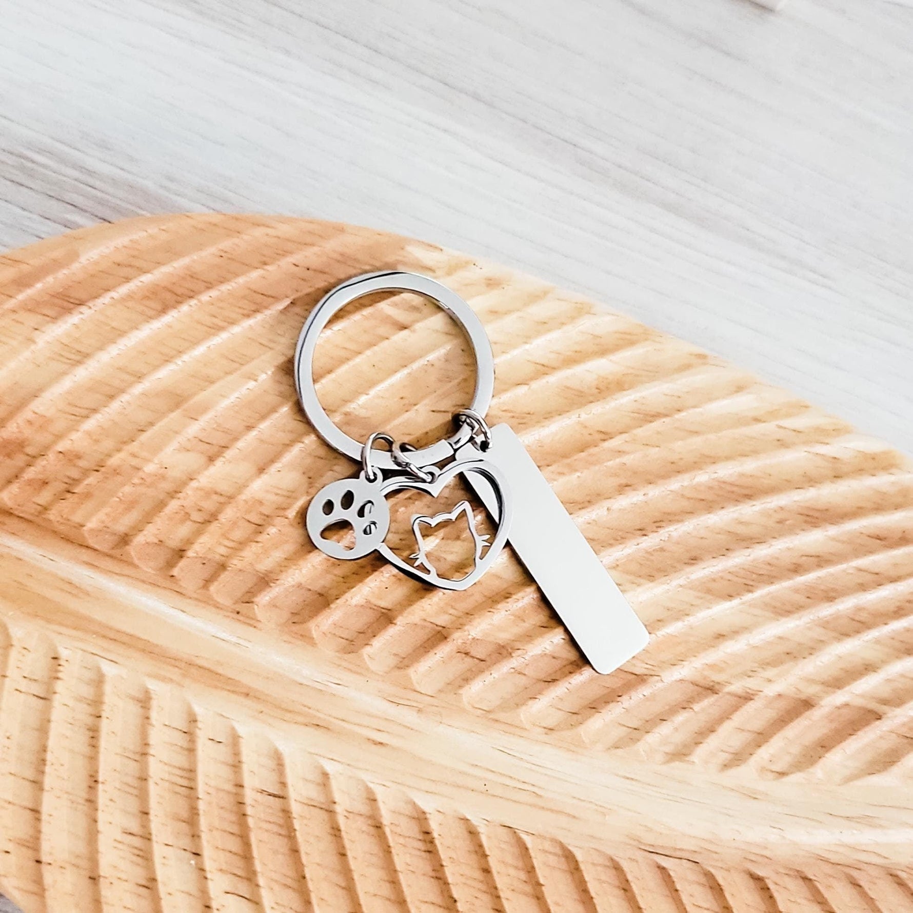 Rectangle with Cat and Paw Charm Keychain (Silver), 1 Piece Total, Metal Blank 93 - 