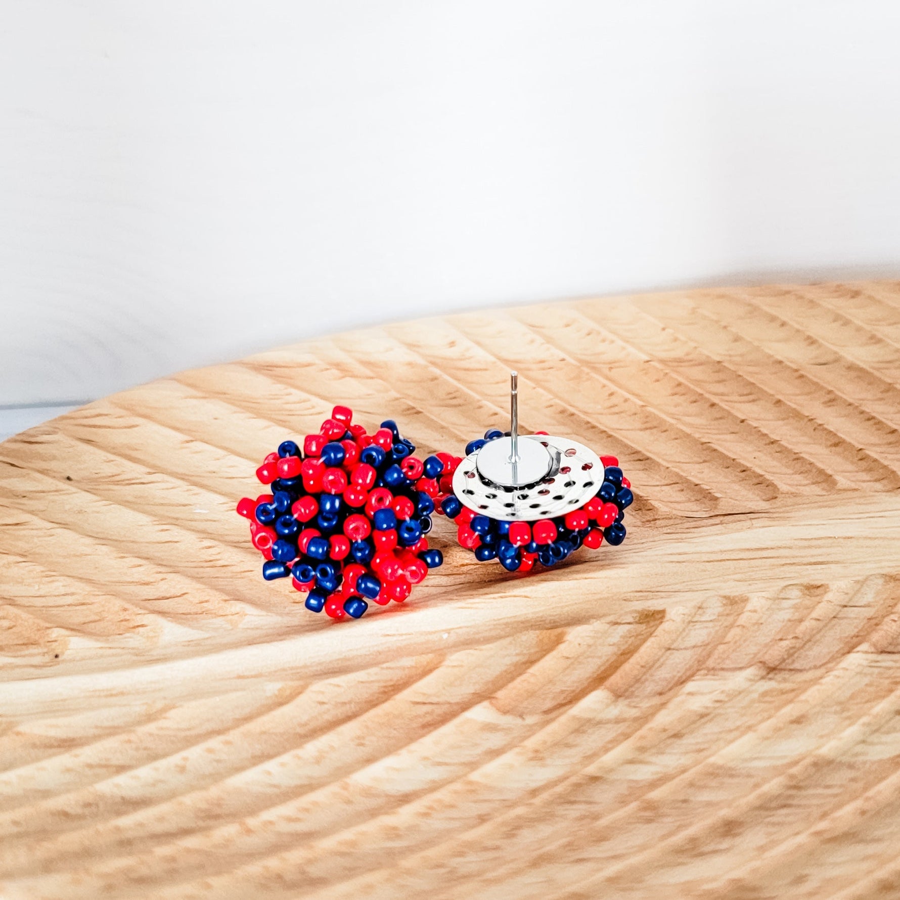 Red & Navy Blue Mix 15mm Small Seed Bead Topper, 1 Pair, Seed Bead 47 - 