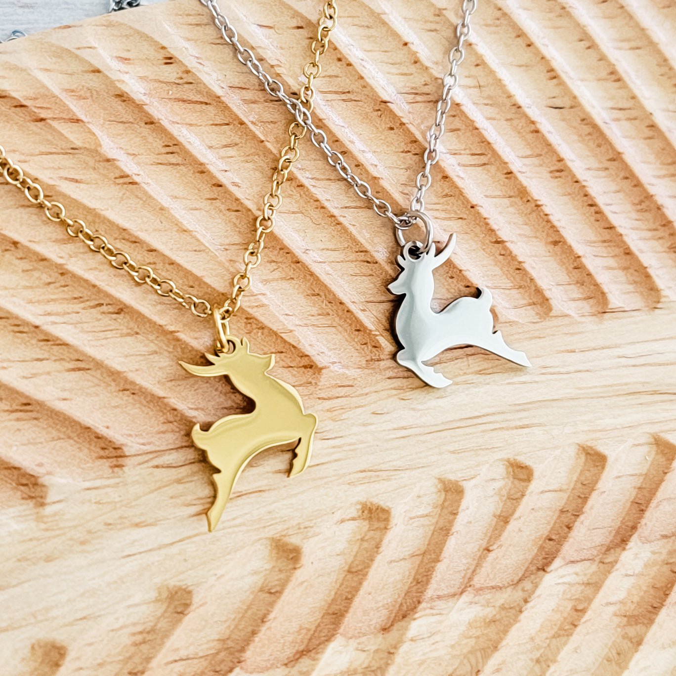 Reindeer Necklace (Silver or Gold), 1 Total, Metal Blank 182 - 