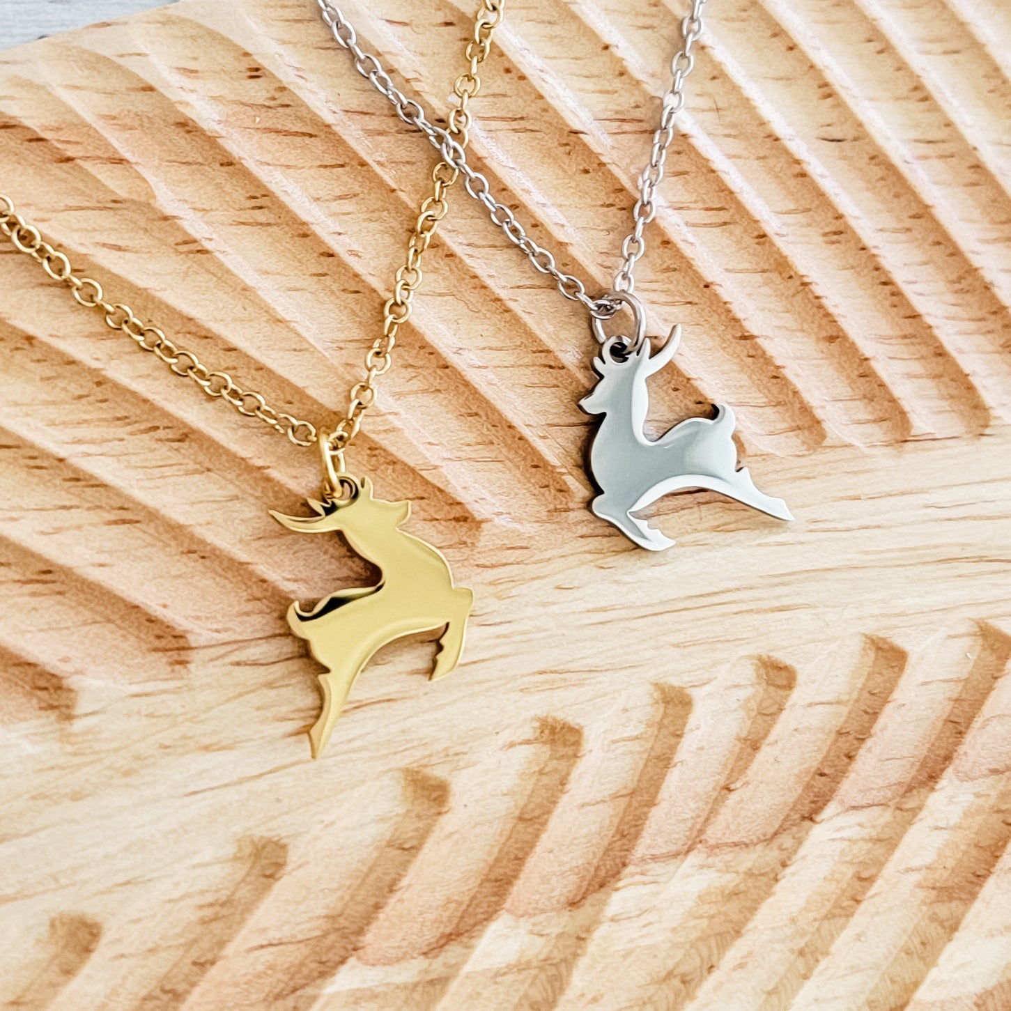 Reindeer Necklace (Silver or Gold), 1 Total, Metal Blank 182 - 