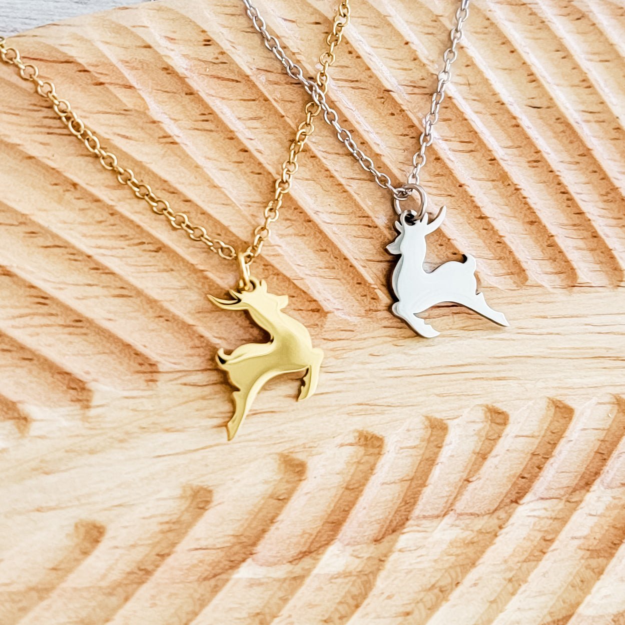 Reindeer Necklace (Silver or Gold), 1 Total, Metal Blank 182 - 
