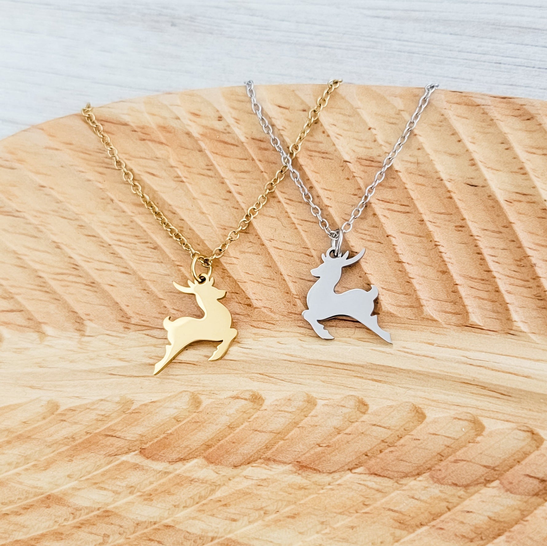 Reindeer Necklace (Silver or Gold), 1 Total, Metal Blank 182 - 