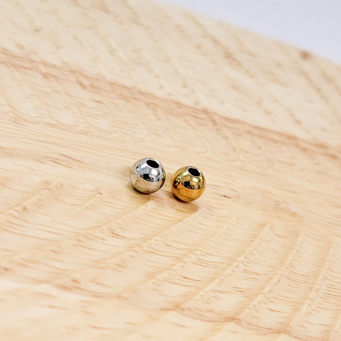 Round Spacer Beads (Silver or Gold, Diameter of 4mm, 5mm, or 6mm), 50 Pieces, Metal Blank 156 - 