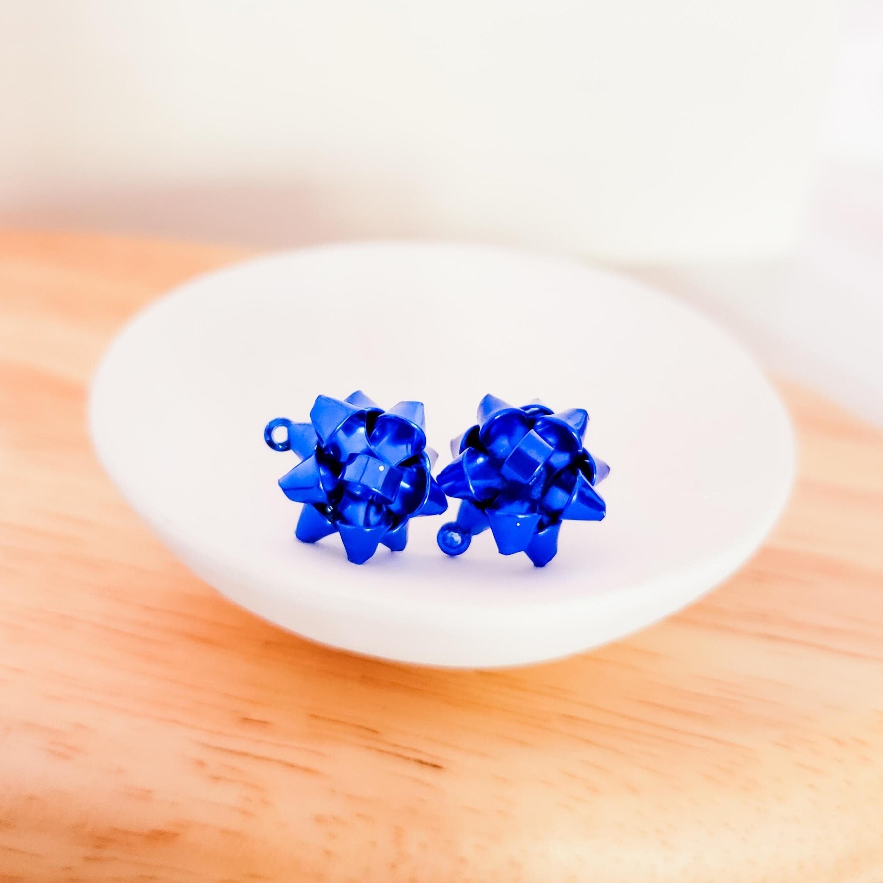 Royal Blue Gift Box Stainless Steel Bow Stud Connector, 1 Pair, Bow 22 - 