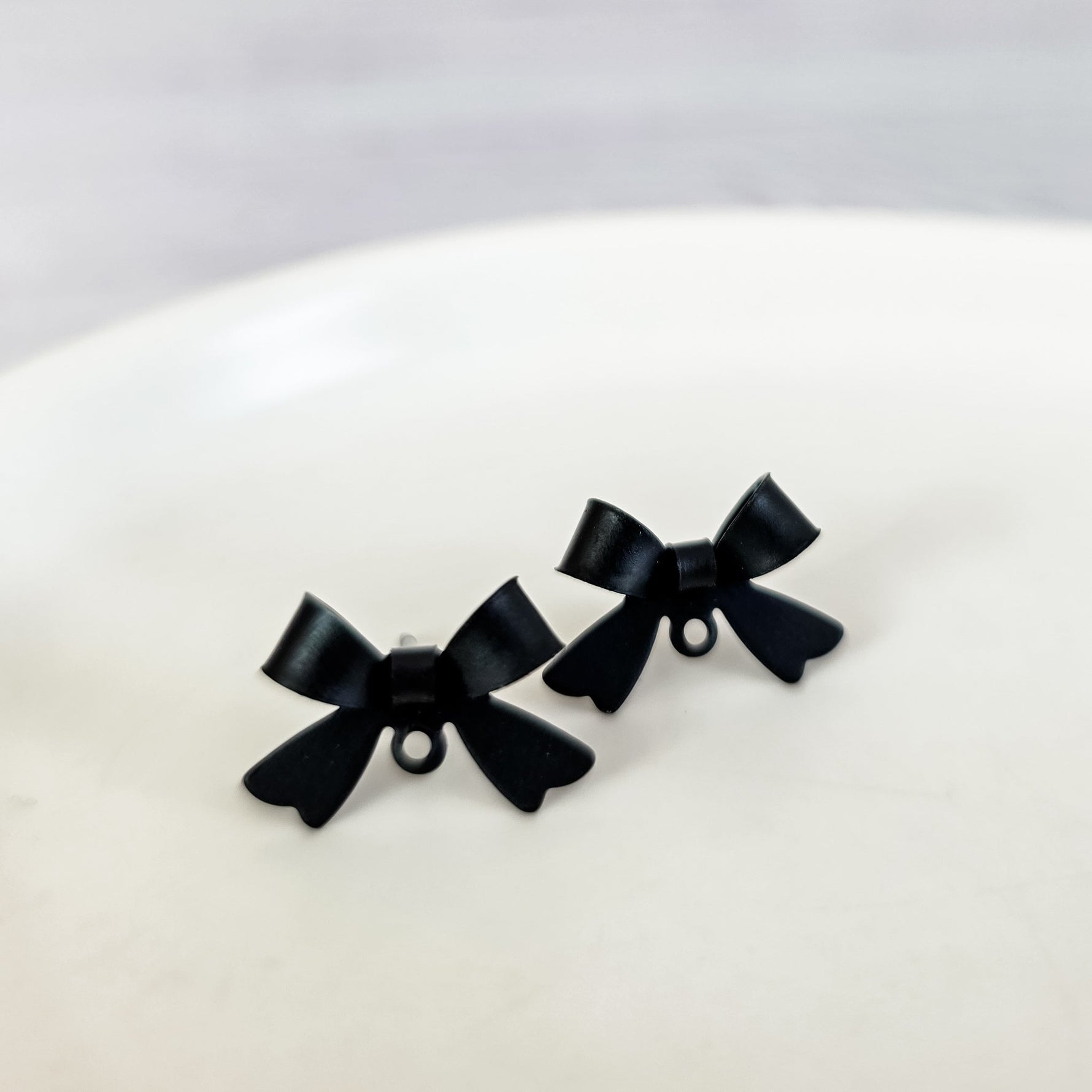 Satin Black Stainless Steel Bow Stud Connector, 10 Pieces, Bow 62 - 