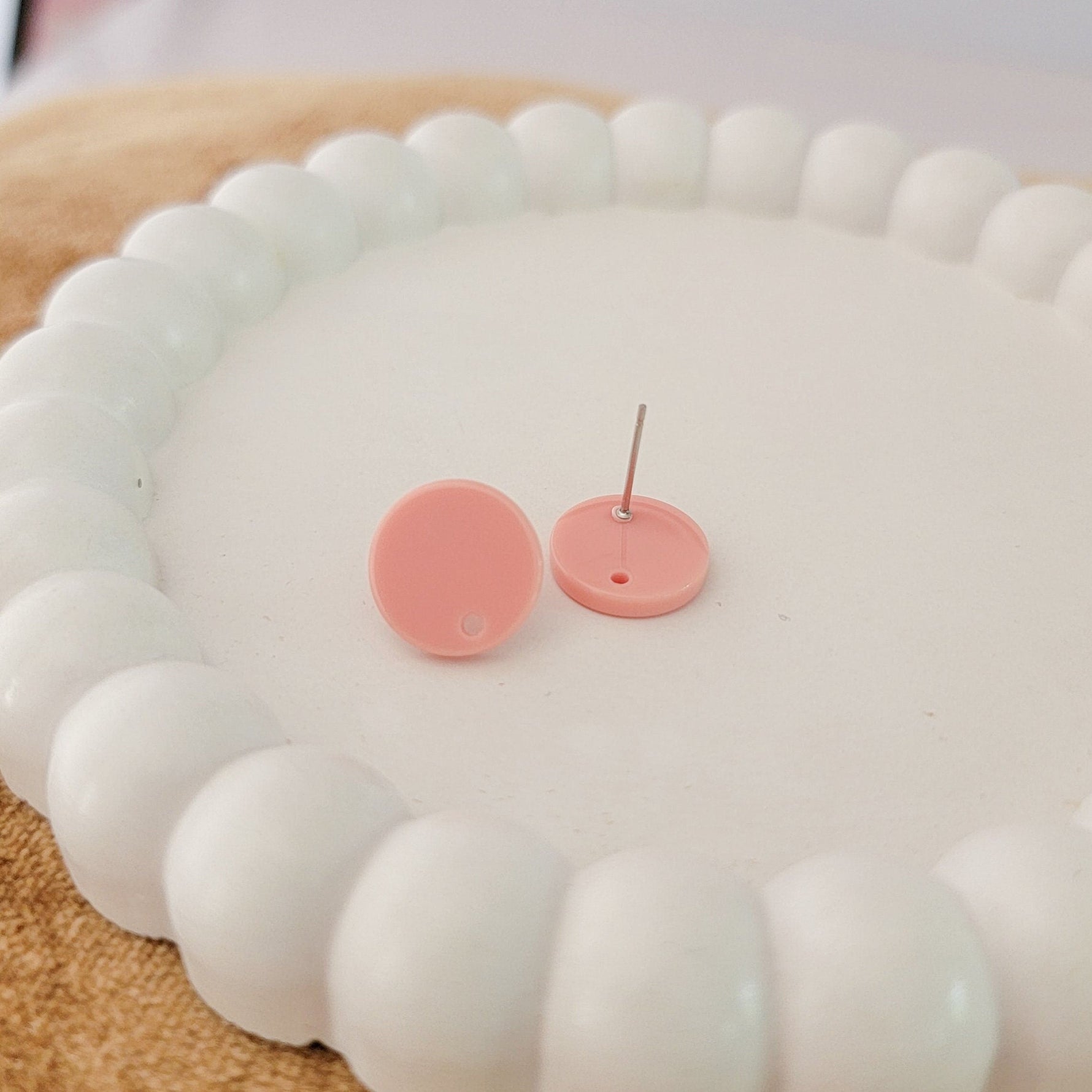 Satin Peachy Pink Acrylic Circle Stud Earring (14mm), 10 Pieces, Acrylic Stud 19 - 