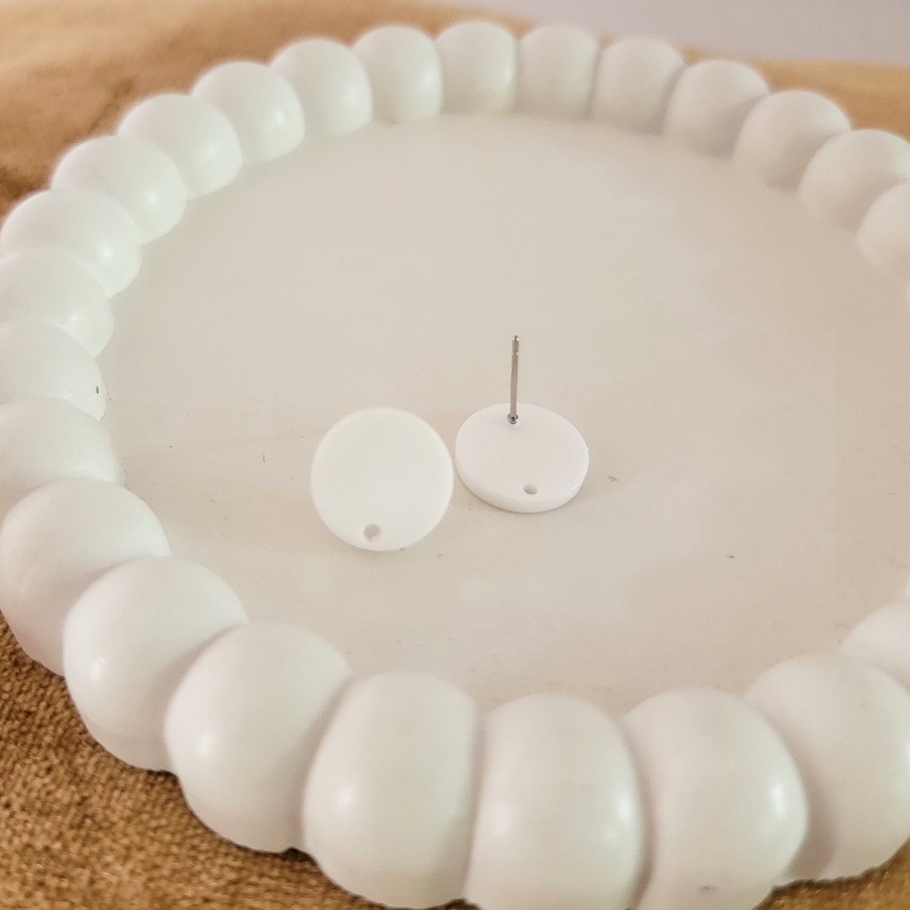 Satin White Acrylic Circle Stud Earring (14mm), 10 Pieces, Acrylic Stud 27 - 