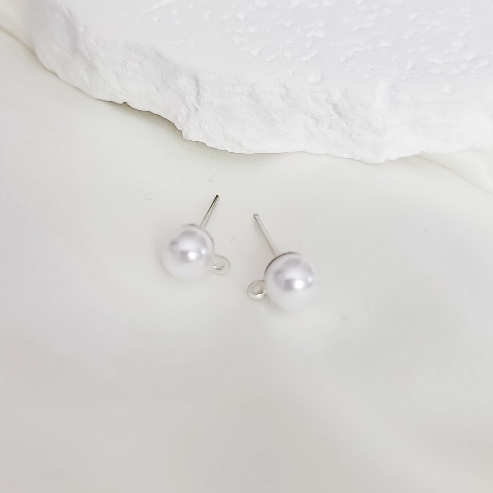 Silver 6mm Imitation Pearl Stud Connector with Stainless Steel Posts, 10 Pieces, Stud 75 - 