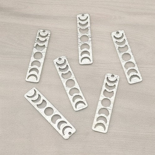 Silver Brass Moon Phase Pendant, 10 Pieces, Charm 95 - 