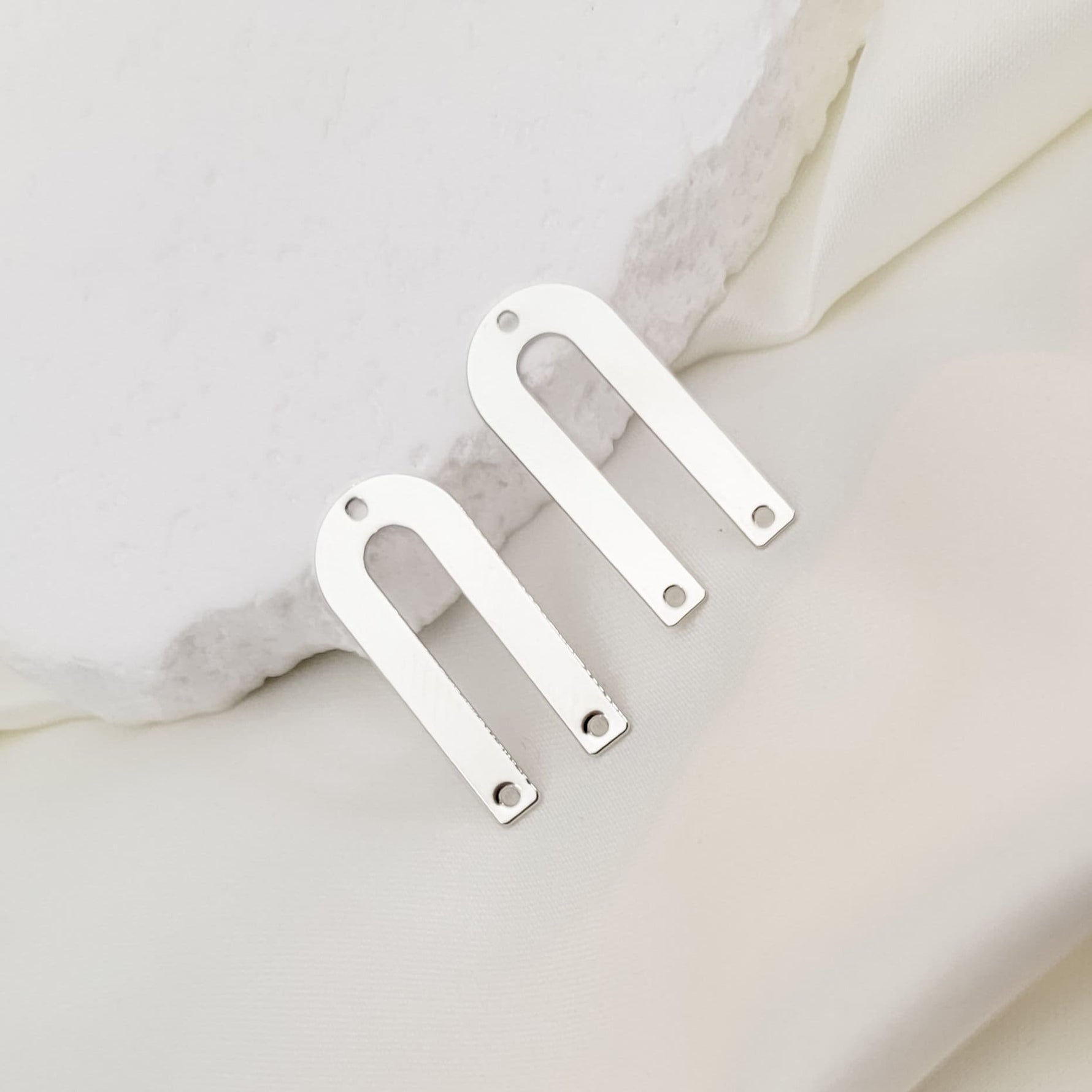 Silver Brass Narrow Arch 3 - Hole Arch Connectors, 10 Pieces, Connector 57 - 