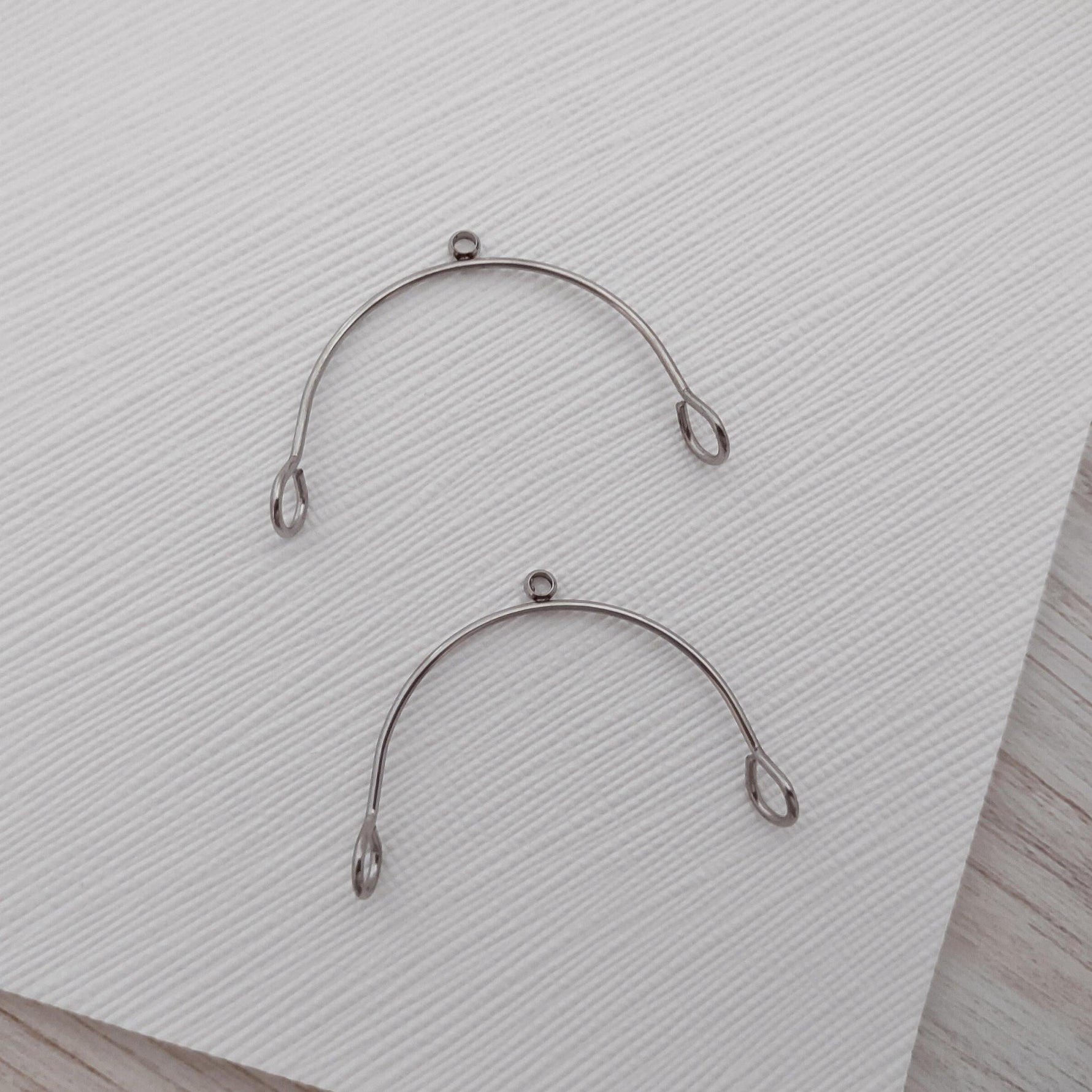 Silver Stainless Steel Medium Arches, 10 Pieces, Connector 84 - 