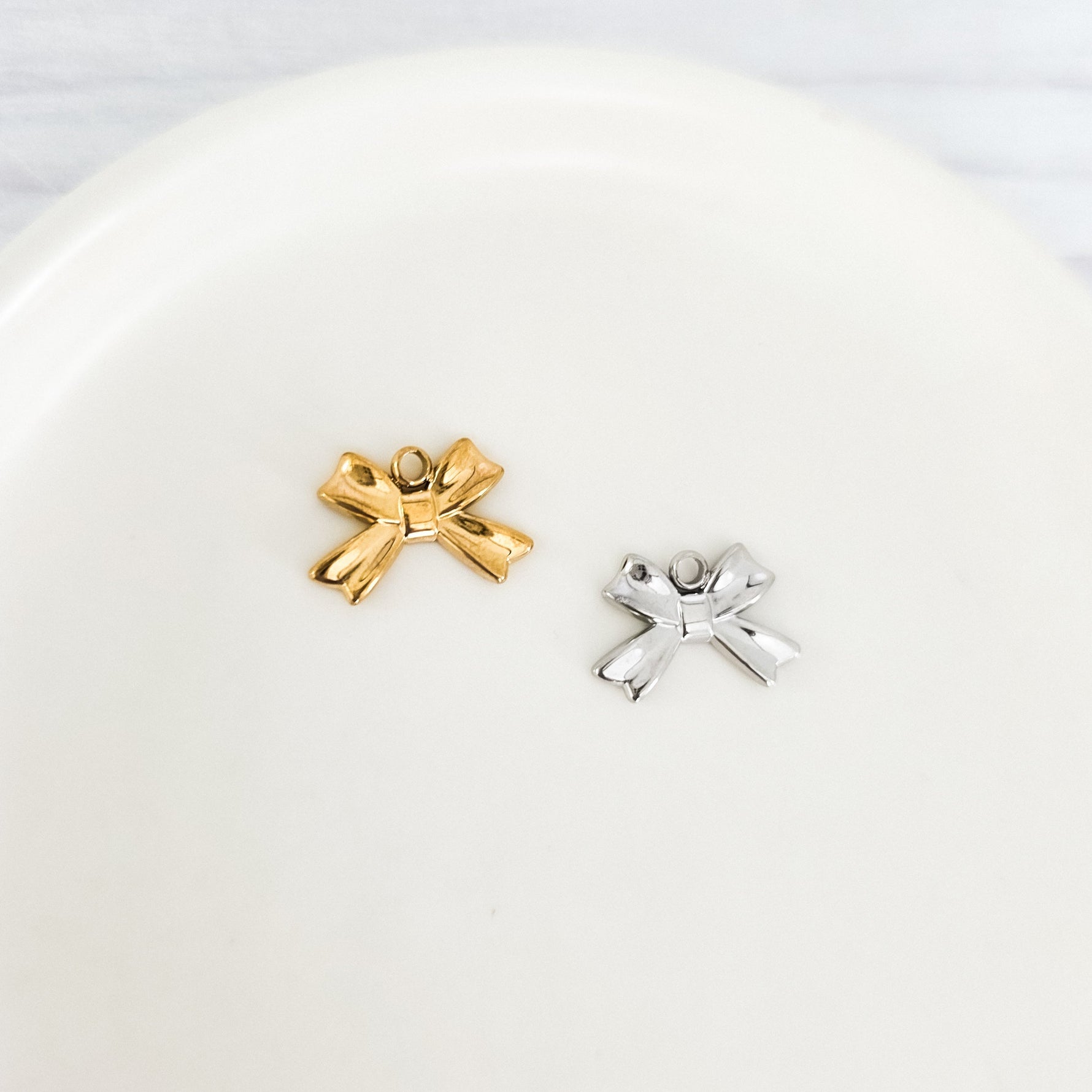 Small Classic Bow Stainless Steel Charm (Silver or Gold), 10 Pieces, Bow 59 - 
