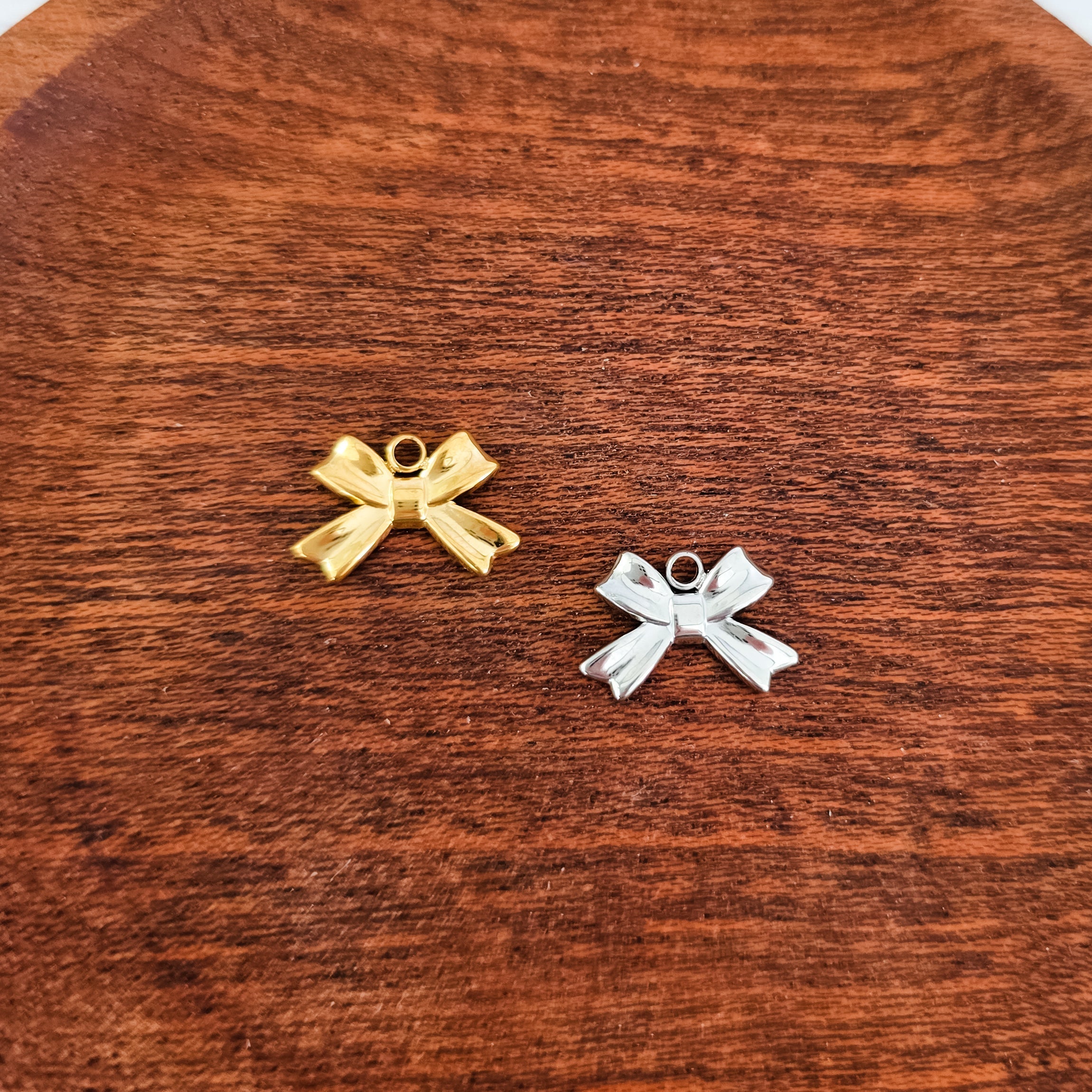 Small Classic Bow Stainless Steel Charm (Silver or Gold), 10 Pieces, Bow 59 - 