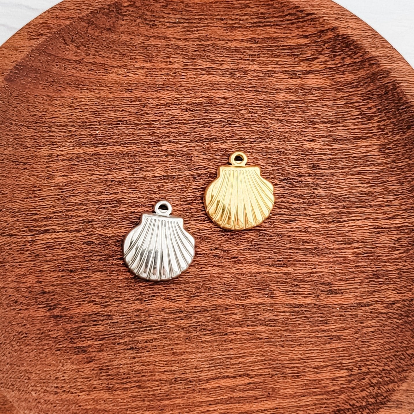 Small Scallop Shell Stainless Steel Charm (Silver or Gold), 10 Pieces, Charm 1 - 