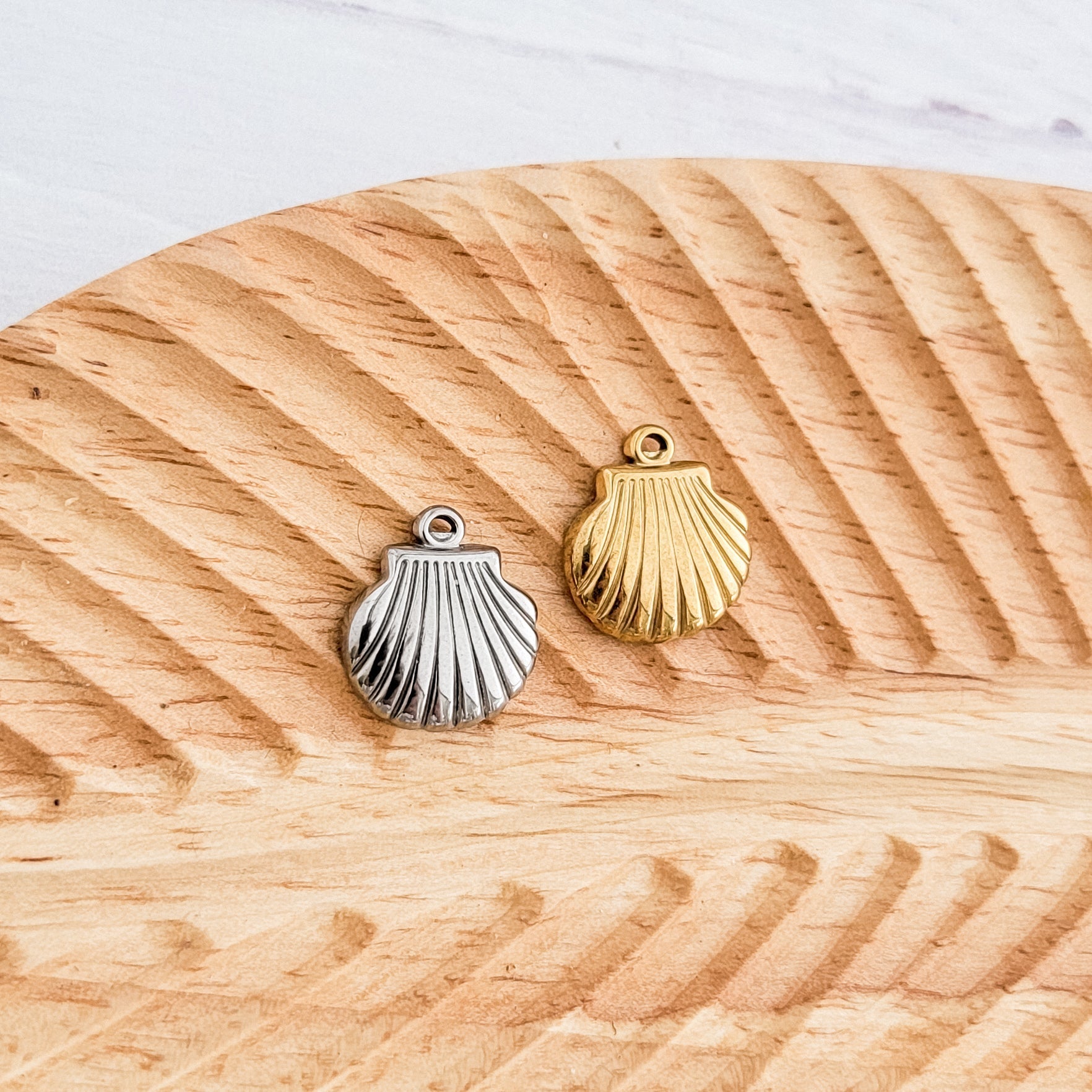 Small Scallop Shell Stainless Steel Charm (Silver or Gold), 10 Pieces, Charm 1 - 
