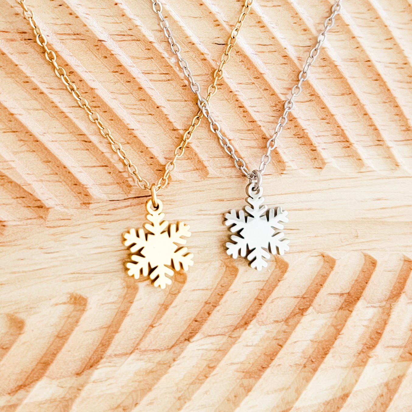 Snowflake Necklace (Silver or Gold), 1 Total, Metal Blank 181 - 
