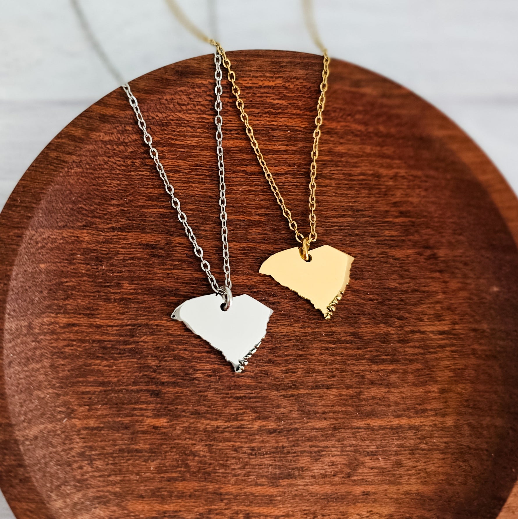 South Carolina Pendant Necklace (Silver or Gold), 1 Total, Metal Blank 213 - 