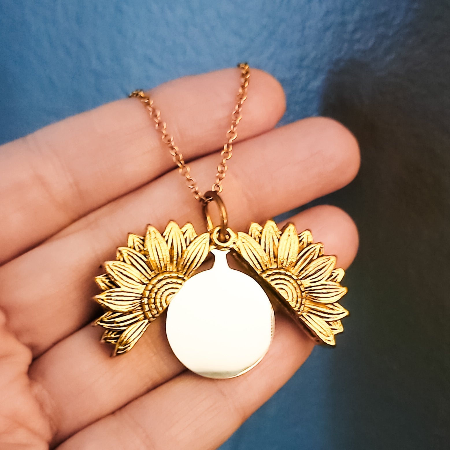 Sunflower Reveal Necklace (Silver or Gold), 1 Total, Metal Blank 153 - 