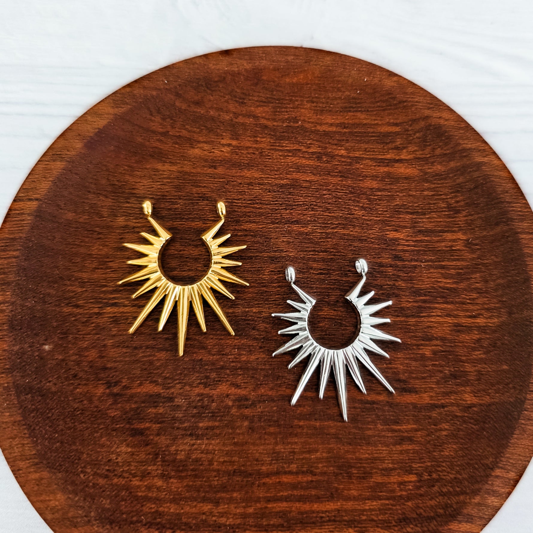 Sunrise Stainless Steel Pendant (Silver or Gold), 10 Pieces, Charm 2 - 