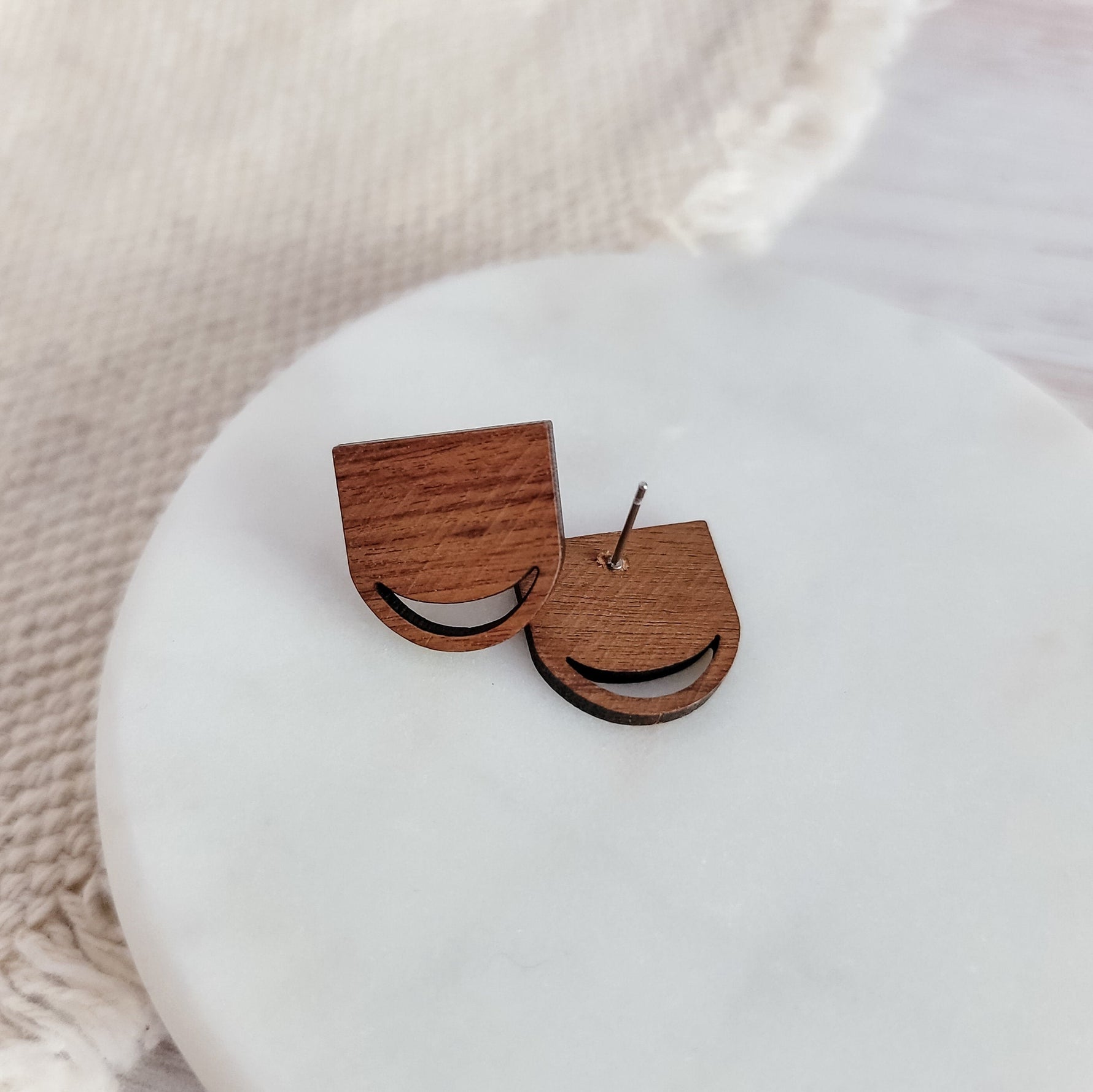 Walnut Wooden Cut Out Semi Oval Studs, 10 Pieces, Wood 16 - 