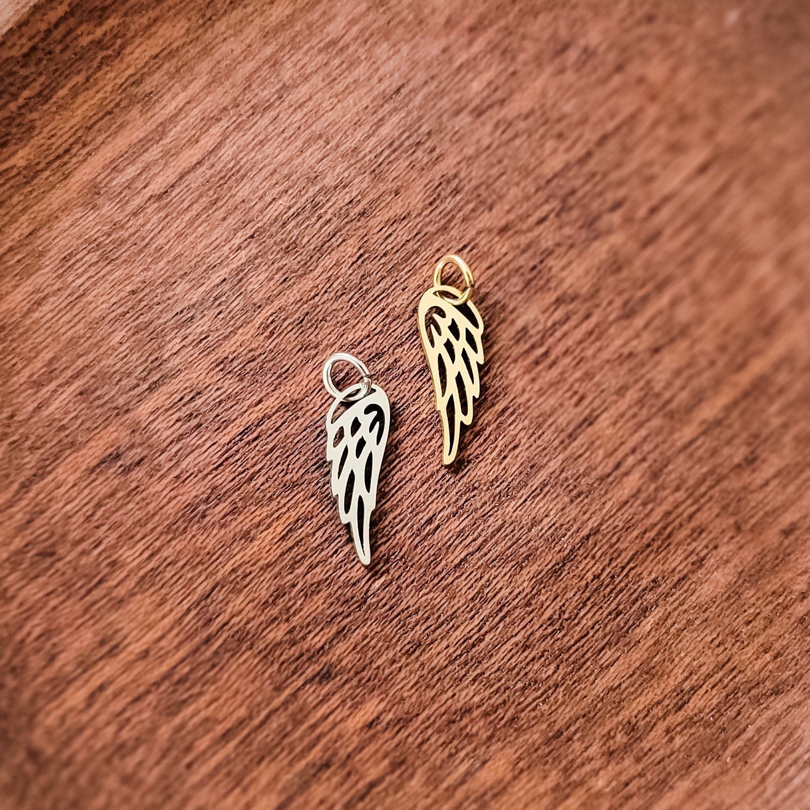 Wing Charms with Attached Jump Rings (Silver or Gold), 5 Total, Metal Blank 176 - 