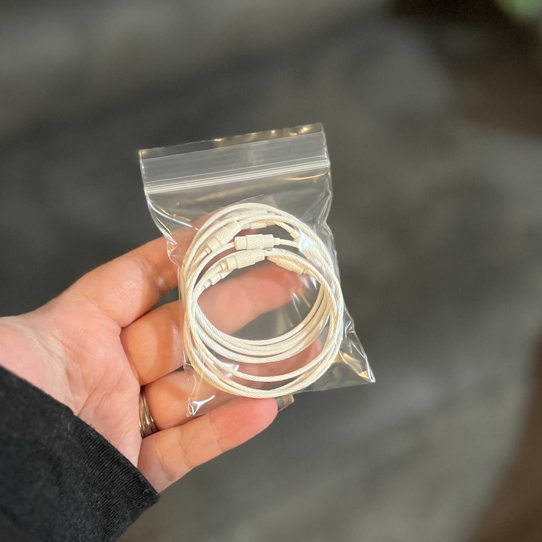 Wire Keychain Cable Thingie - Keychain Clips