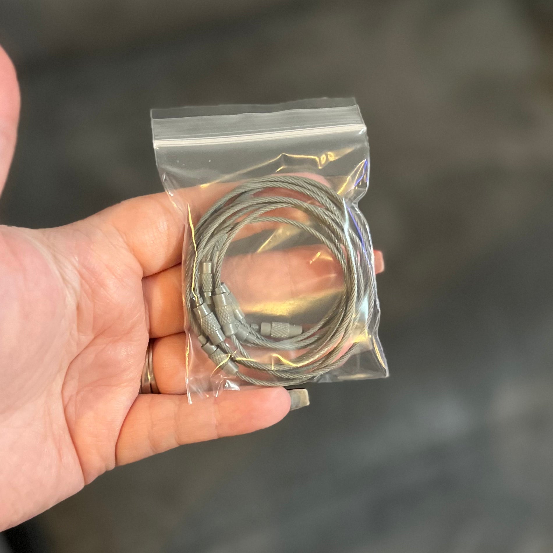 Wire Keychain Cable Thingie - Keychain Clips