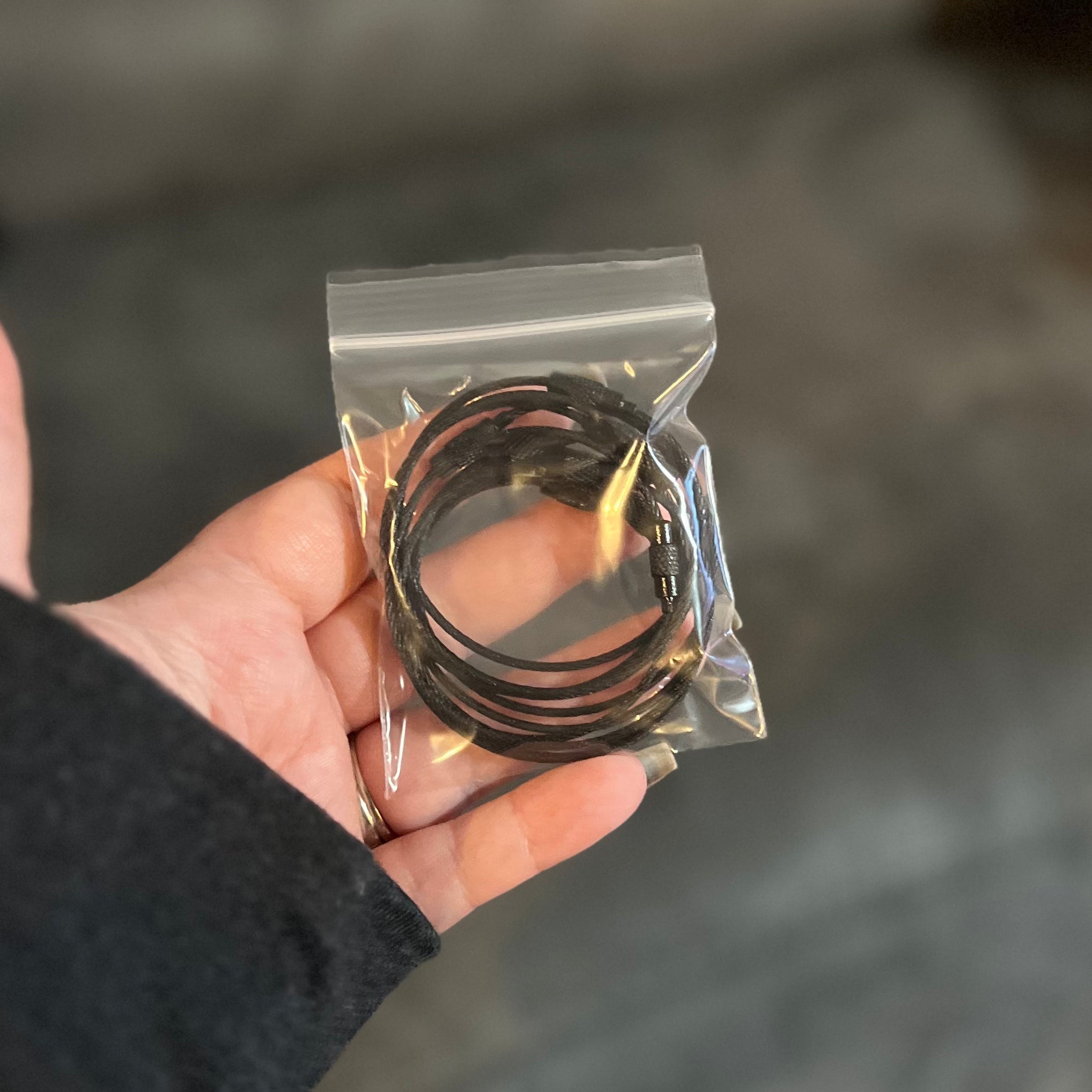 Wire Keychain Cable Thingie - Keychain Clips