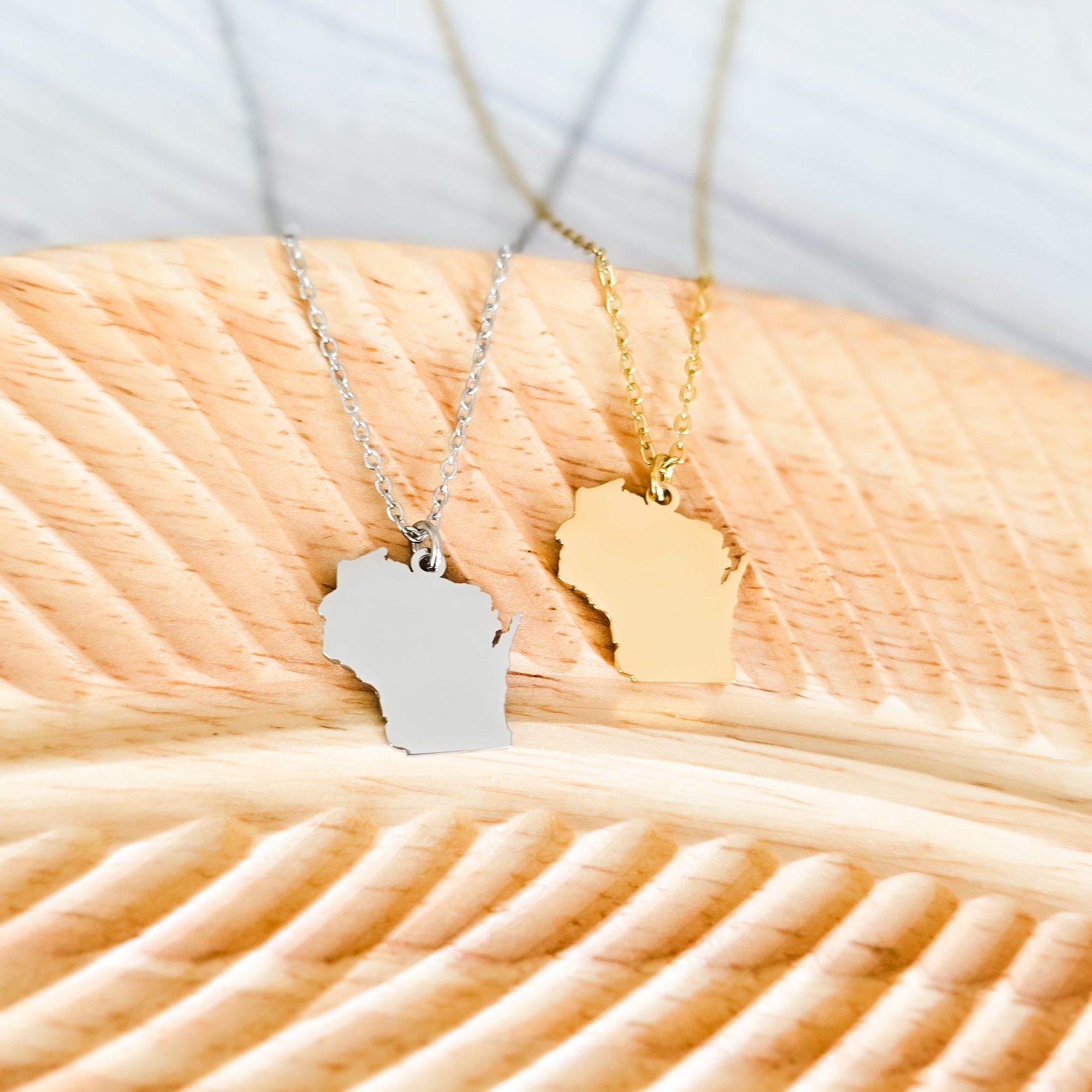 Wisconsin Pendant Necklace (Silver or Gold), 1 Total, Metal Blank 208 - 
